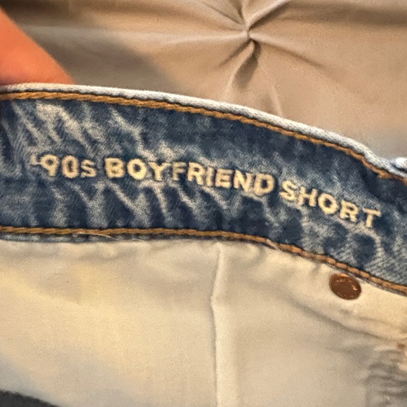 American eagle 90s boyfriend Casual Blue Distressed Jean Shorts size 12 - Picture 6 of 7